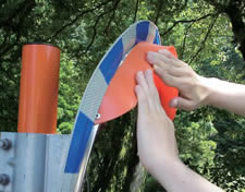 やわらかフードを手で押さえた写真